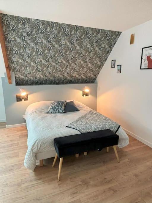 Duplex Parapluies De Cherbourg Netflix Parking Экстерьер фото